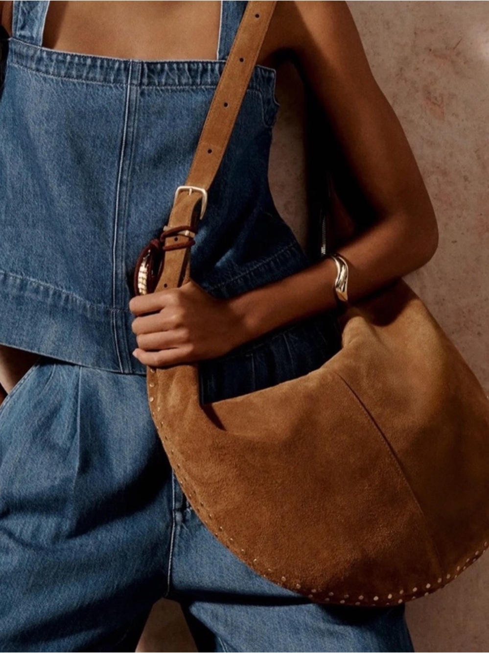 NWOT Madewell The Essential Curve Hobo Bag in Cognac Suede
